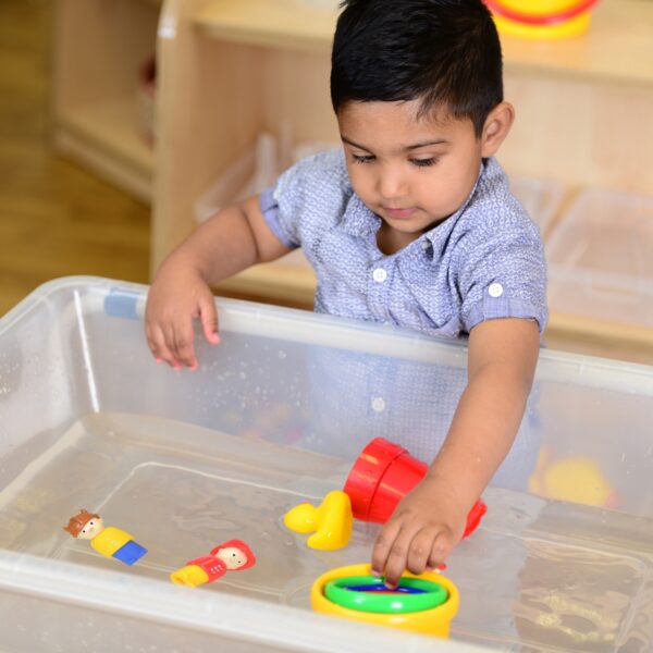 Water Tray 2-3yrs