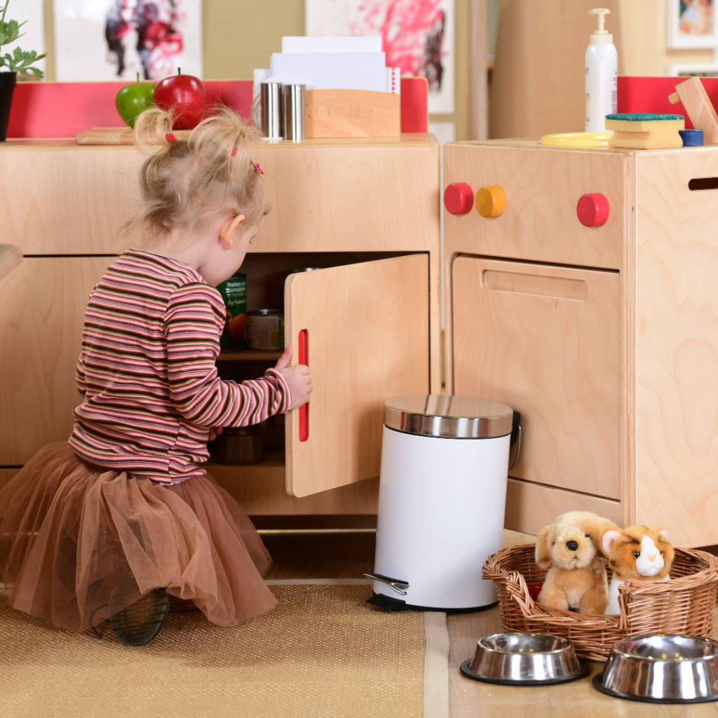 Domestic Role Play Area - EYFS Home Corner - Pets